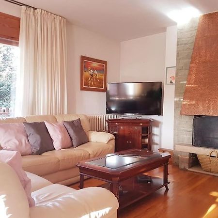 Apartamento Con Encanto San Lorenzo de Morunys Exteriör bild