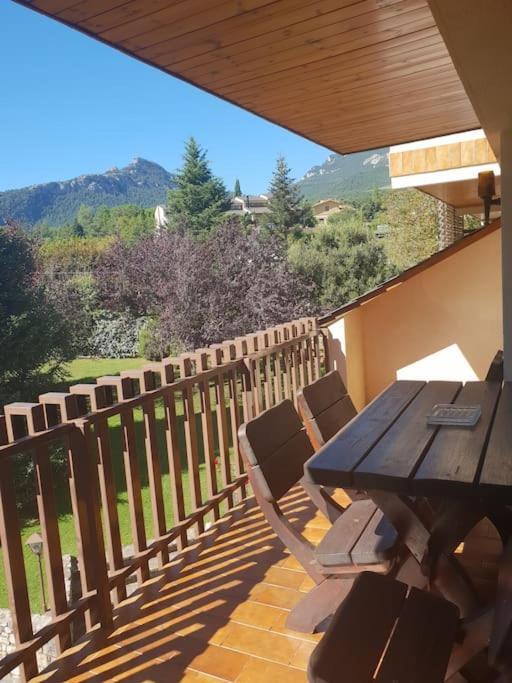 Apartamento Con Encanto San Lorenzo de Morunys Exteriör bild