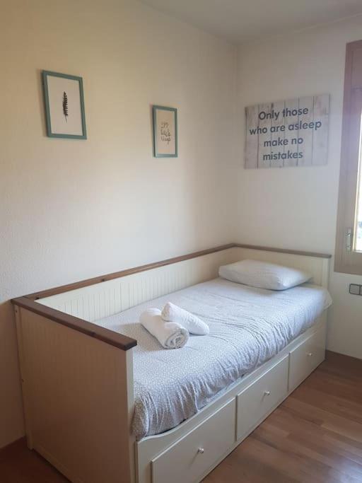 Apartamento Con Encanto San Lorenzo de Morunys Exteriör bild