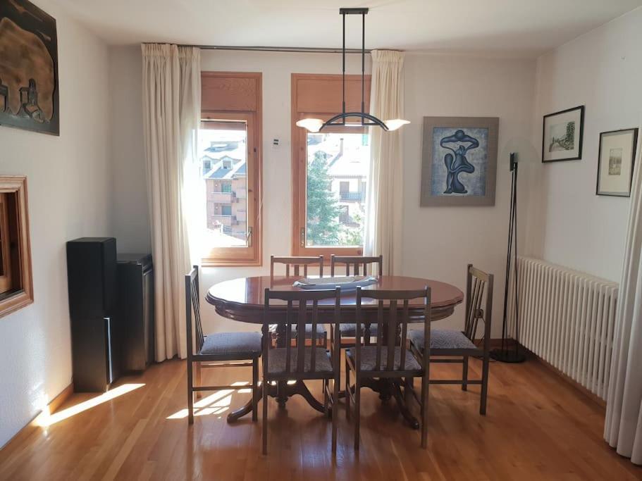 Apartamento Con Encanto San Lorenzo de Morunys Exteriör bild