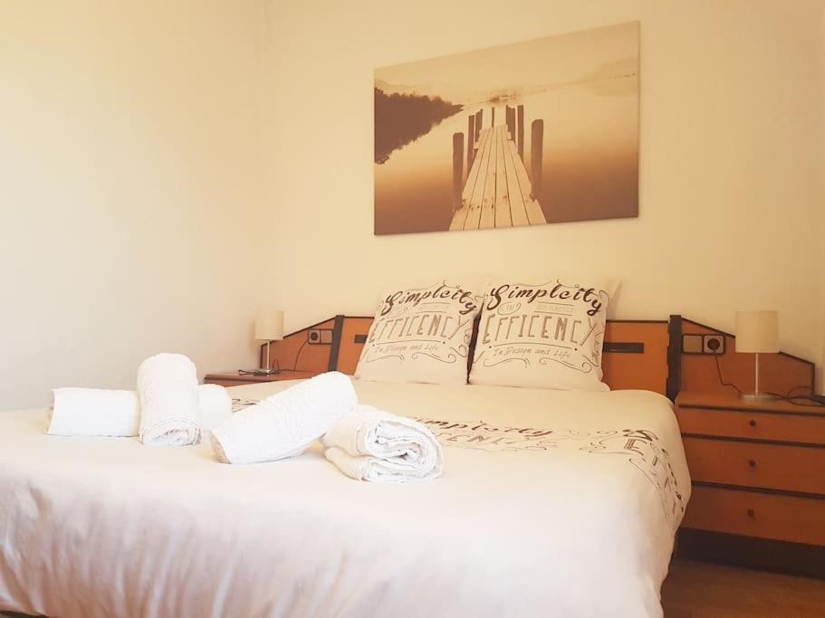Apartamento Con Encanto San Lorenzo de Morunys Exteriör bild